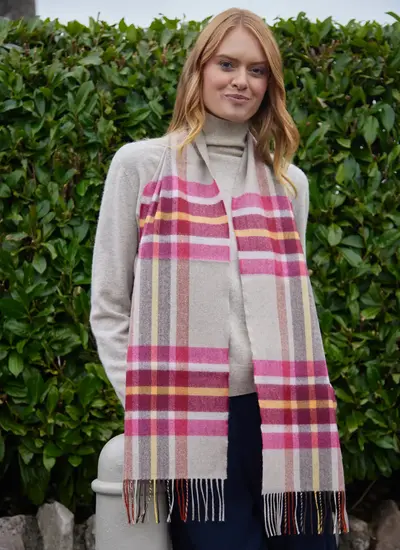 Extra Fine Merino Wool Fringed Check Scarf